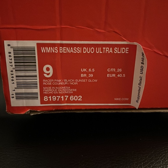 SOLD BNIB Women’s Nike Benassi Duo Ultra Slide sandals 9 pink black sunset glow - Picture 4 of 9